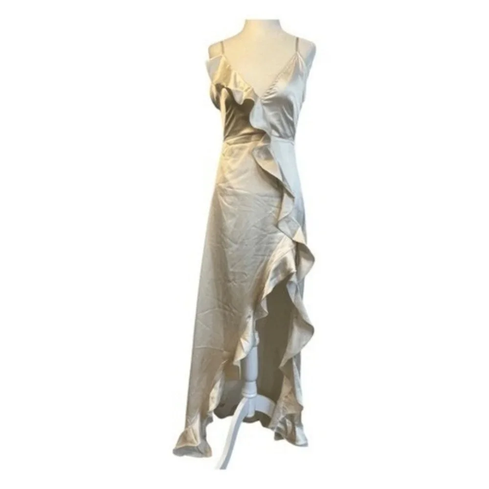 Ever After Kelsey Maxi Dress‎ Ivory Satin Asymmetrical Hem S - Picture 4 of 11
